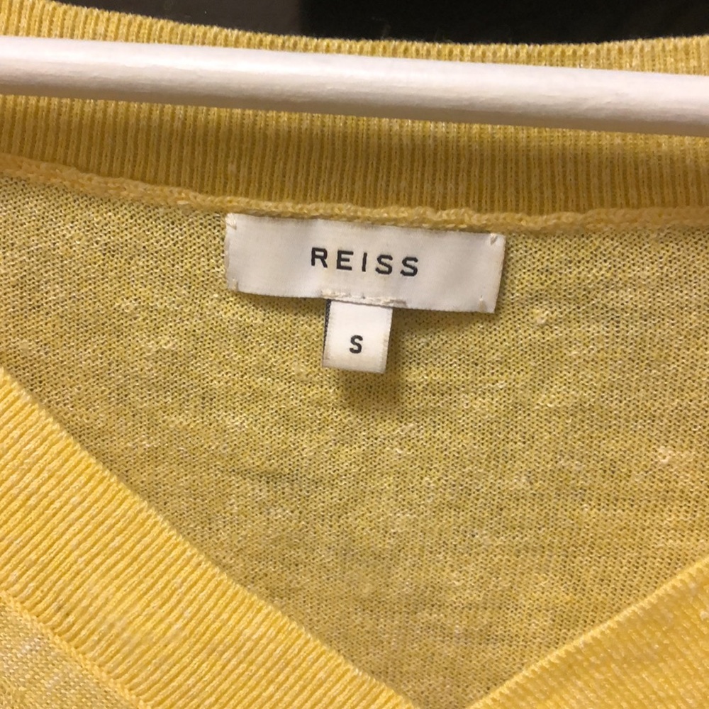 Reiss V-neck Top Size S Yellow - Picture 3 of 3